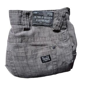 jeez louise >.< | gorgeous green striped plaid pants